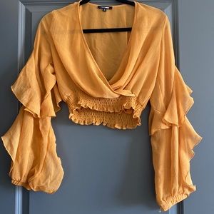 Fashion Nova Women’s Crop Top. Mustard.